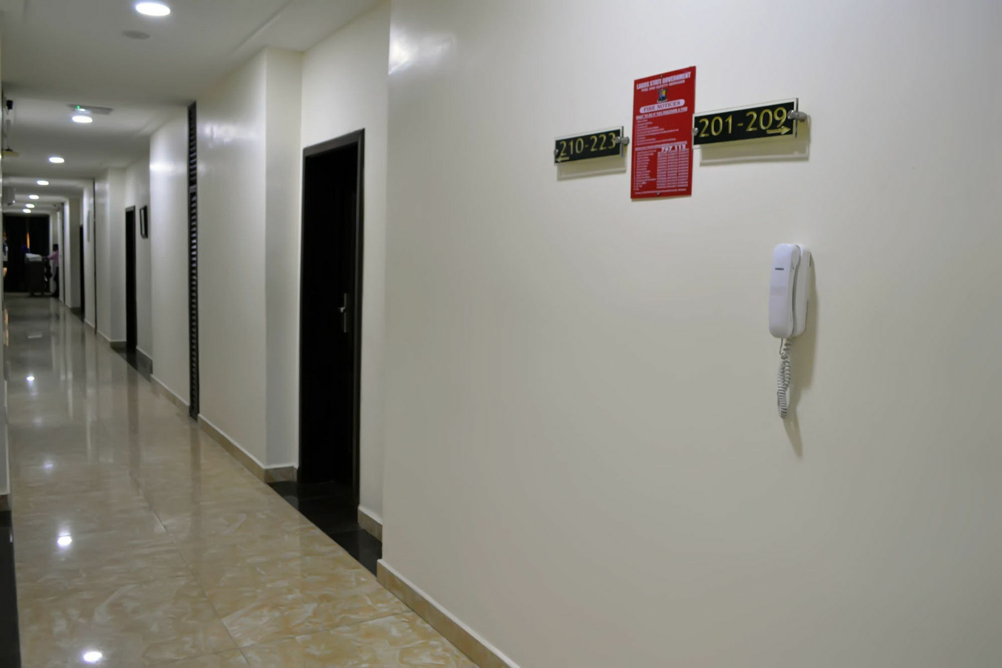 De Santos Hotel Agege Екстериор снимка